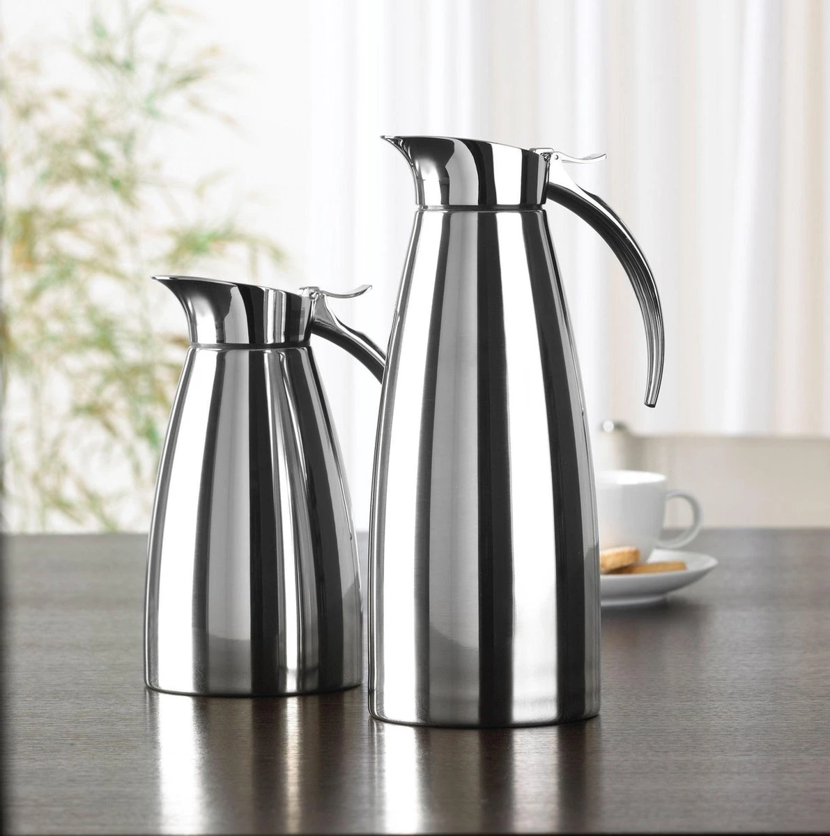 Emsa Thermoskan Eleganza RVS 1.3 Liter 2 Emsa Thermoskan Eleganza RVS 1.3 Liter - Afbeelding 2