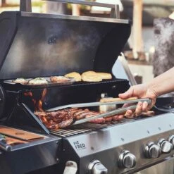 Burnhard Gas BBQ Big FRED Deluxe - 4 Branders - Incl. Keramische Infraroodbrander & Afdekhoes - Deluxe 32 Burnhard Gas BBQ Big FRED Deluxe - 4 Branders - Incl. Keramische Infraroodbrander & Afdekhoes - Deluxe -Barbecue Benodigdheden 1200x1200 1860