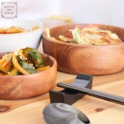 House Of Husk 1 Persoons Chopstick Set - 1 Paar Metalen Koreaanse Eetstokjes - Inclusief Eetlepel En Houder - RVS - Metaal - Eetstokjes - Koreaans - Vaatwasserbestendig - Sushi Chopsticks - Noodles - Zwart -Barbecue Benodigdheden 1200x1200 2302