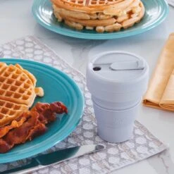 STOJO - Opvouwbare Beker - To Go - Grijs - 237ml - Herbruikbaar 10 STOJO - Opvouwbare Beker - To Go - Grijs - 237ml - Herbruikbaar -Barbecue Benodigdheden 1200x1200 415