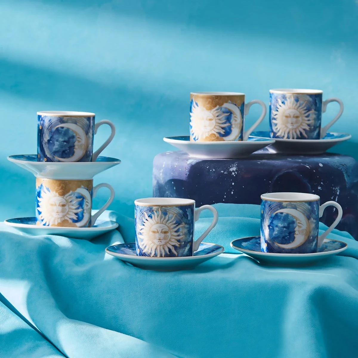 Karaca - Astrologisch Coffee Cup Set Voor 6 - Romantische Koffieliefhebbers - Espresso Mokken Set - Espresso Mok - Turkse Koffie - Valentijn Cadeau - Gift Box 2 Karaca - Astrologisch Coffee Cup Set Voor 6 - Romantische Koffieliefhebbers - Espresso Mokken Set - Espresso Mok - Turkse Koffie - Valentijn Cadeau - Gift Box - Afbeelding 2