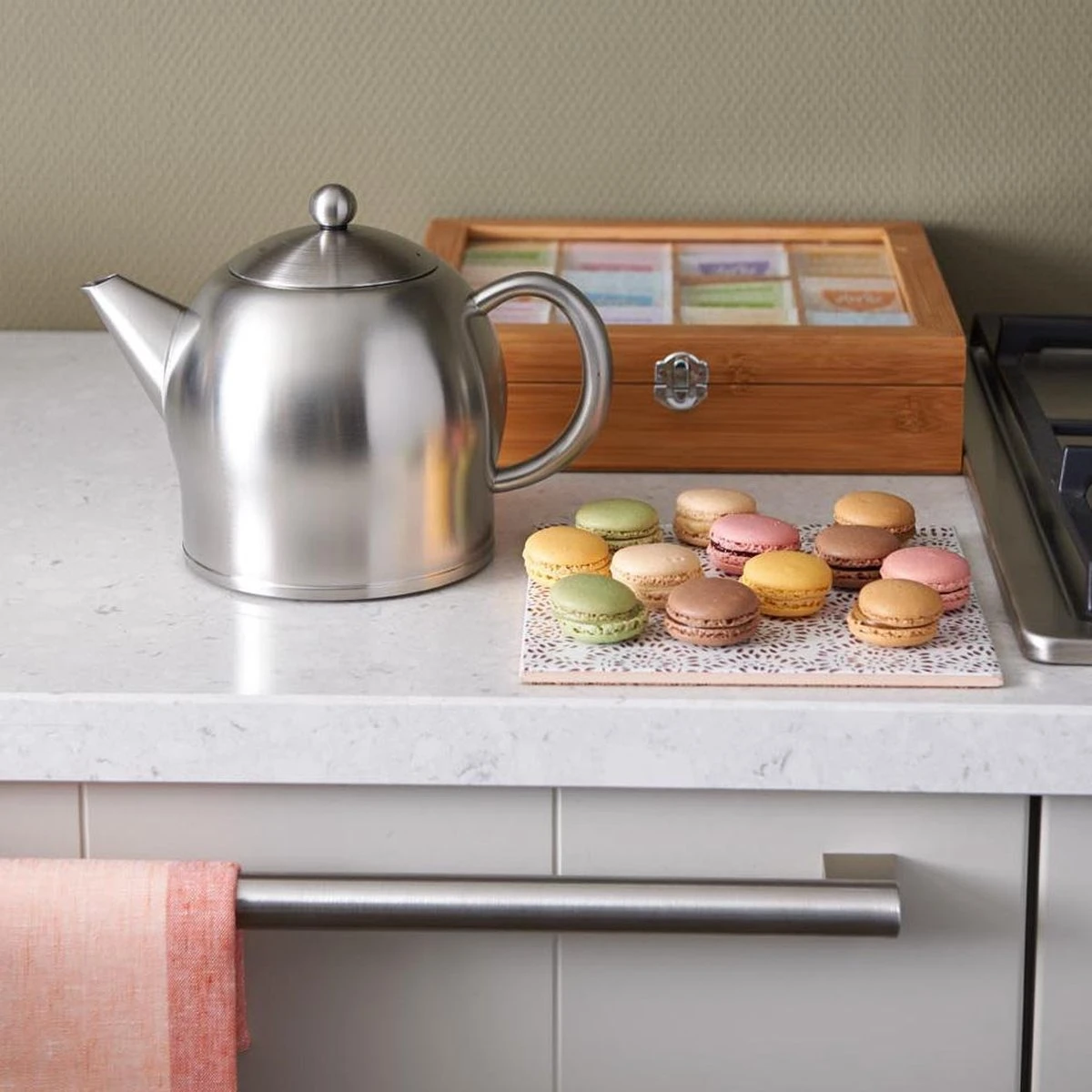 Bredemeijer - Theepot Minuet Santhee 1,4L Mat Dubbelwandig 7 Bredemeijer - Theepot Minuet Santhee 1,4L Mat Dubbelwandig - Afbeelding 7