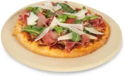 Boska Pizzasteen Deluxe - Voor Oven & BBQ - Knapperige Pizza's - Ø 29.5 Cm - BBQ Accessoires -Barbecue Benodigdheden 1200x735 1