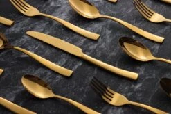 Bestekset - Bestek Goud -24 Delig-Zwitsers Kwaliteit-Complete Set-100% Roestvrijstaal-Gold 24k-Goud 24K 22 Bestekset - Bestek Goud -24 Delig-Zwitsers Kwaliteit-Complete Set-100% Roestvrijstaal-Gold 24k-Goud 24K -Barbecue Benodigdheden 1200x799 93