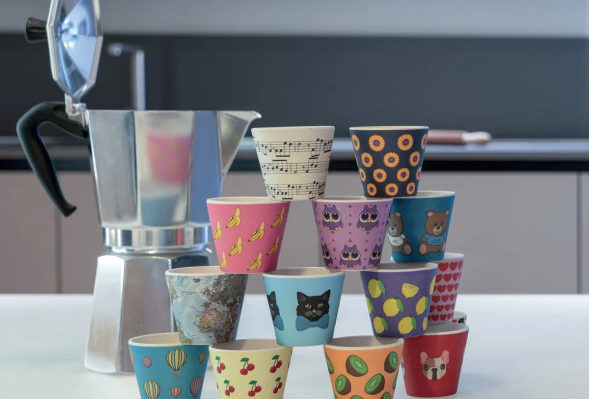 Quy Cup - 90ml Ecologische Reis Beker - Espressobeker “Peanuts Snoopy Music” Met Zwarte Siliconen Deksel 8 Quy Cup - 90ml Ecologische Reis Beker - Espressobeker “Peanuts Snoopy Music” Met Zwarte Siliconen Deksel - Afbeelding 8