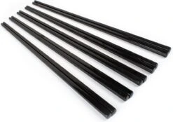 Dymund® Chopsticks - 5 Persoons Eetstokjes Set - Herbruikbaar - RVS - Zwart -Barbecue Benodigdheden 1200x843