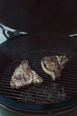 Kamado Vilt | BBQ Vilt | 3 Mm Dik ZWART | Kamado Vervangingsvilt | Hitteseal / Luchtseal BBQ | Geschikt Voor: Big Green Egg, Black Bastard, Kamado Joe, Big Joe & Grill Guru -Barbecue Benodigdheden 800x1200 90